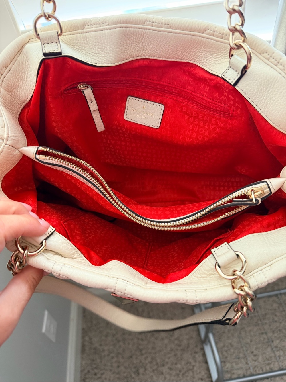 kate spade Quilted Cream Leather Shoulder Bag with Chain Straps - Picture 4 of 4